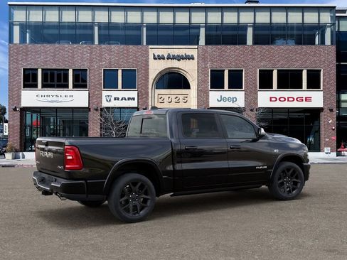 New 2026 RAM 1500 Laramie AWD/4WD image 4