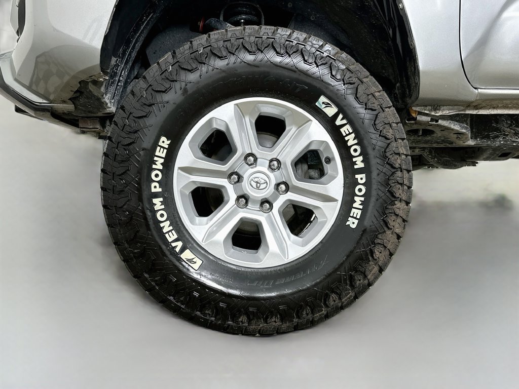 Used 2019 Toyota Tacoma SR w/ SR Convenience Package RWD image 32