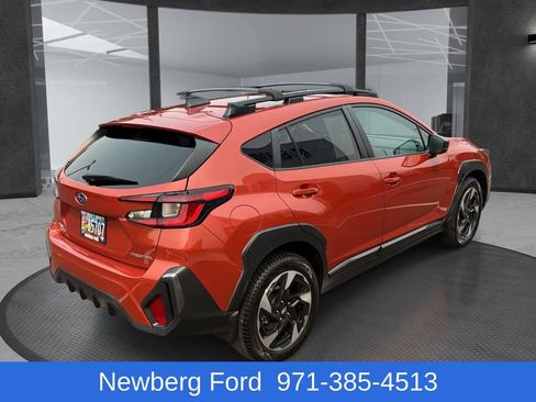 Used 2024 Subaru Crosstrek 2.5i Limited w/ Crosstrek Mirror Package AWD/4WD image 5