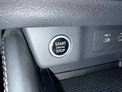 Used 2023 Nissan Rogue SL w/ SL Premium Package AWD/4WD image 17