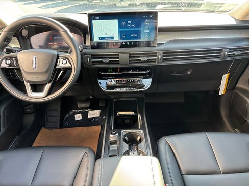 New 2026 Lincoln Corsair Premiere image 29