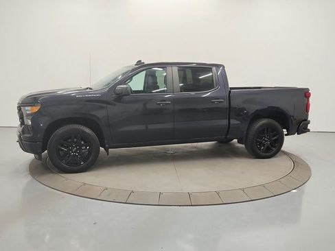 Used 2023 Chevrolet Silverado 1500 Custom w/ LPO, Dark Essentials Package RWD image 4