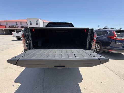 Used 2026 Chevrolet Silverado EV Trail Boss AWD/4WD image 3