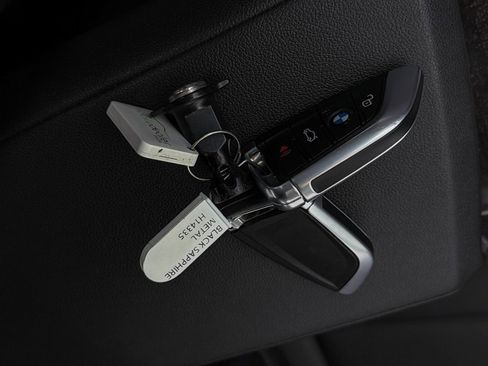 Used 2019 BMW 330i Sedan w/ Convenience Package image 27