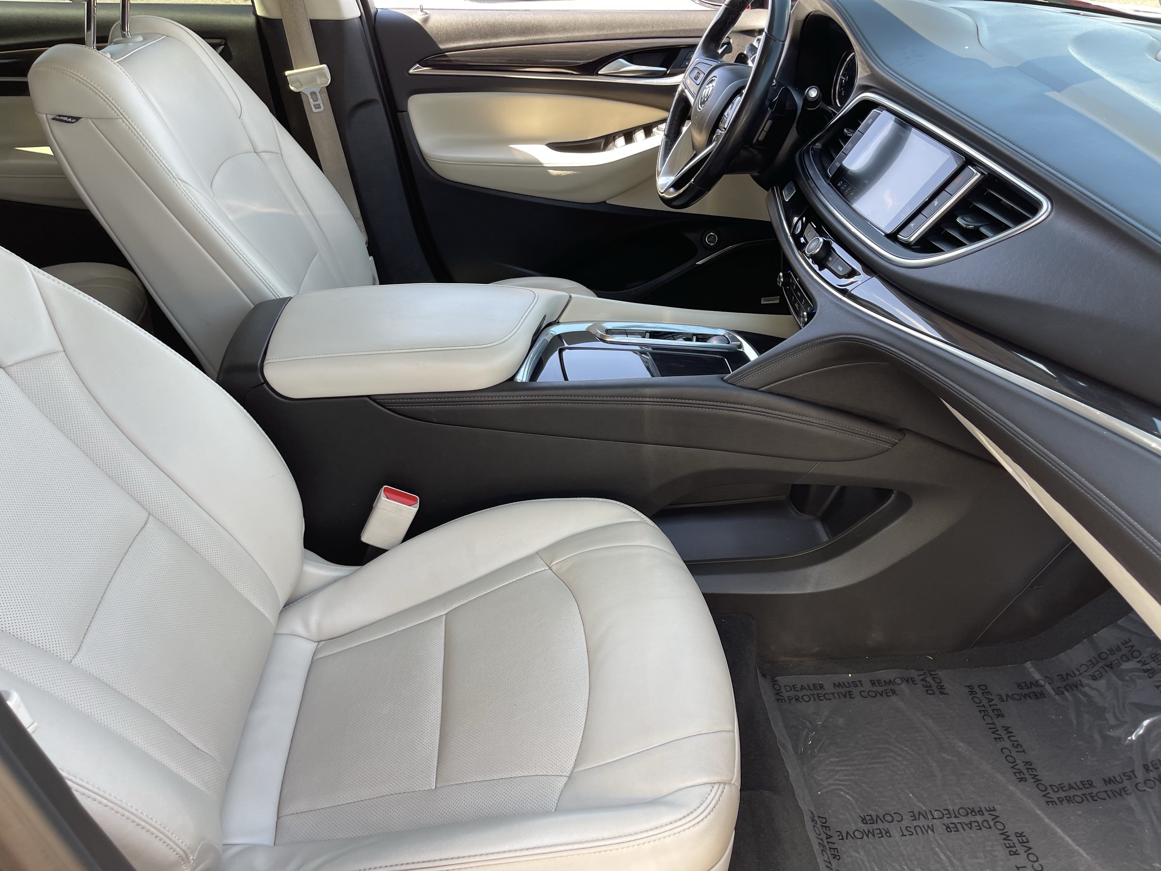 Used 2023 Buick Enclave Essence w/ Experience Buick Package FWD image 11