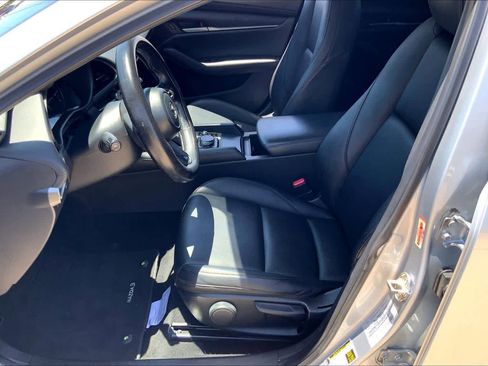 Used 2020 MAZDA MAZDA3 Sedan w/ Select Package FWD image 8