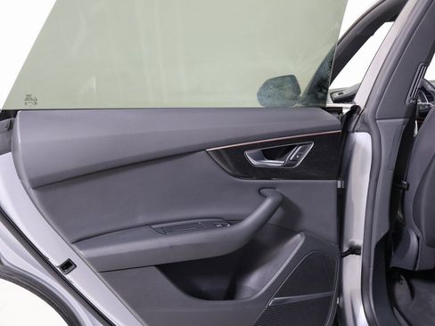 Used 2019 Audi Q8 Premium Plus image 23