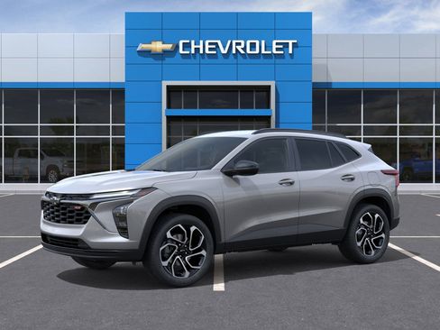 New 2026 Chevrolet Trax RS image 2