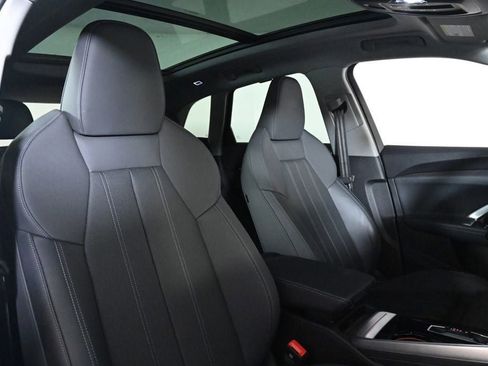Used 2025 Audi Q5 Premium Plus w/ Premium Plus AWD/4WD image 16