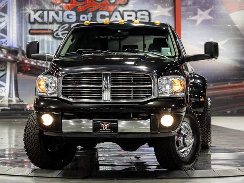 Used 2006 Dodge Ram 3500 Truck Laramie w/ Protection Group AWD/4WD image 2