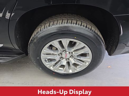 Used 2024 GMC Yukon Denali AWD/4WD image 17