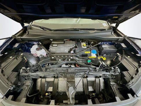 Used 2023 Audi Q4 e-tron Premium Plus w/ Premium Plus image 36