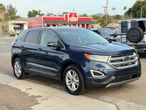 Used 2017 Ford Edge SEL w/ Equipment Group 201A FWD image 2