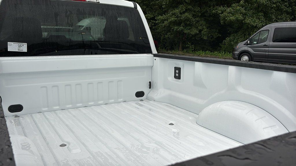 New 2027 Ford F350 XLT w/ Snow Plow Prep Package AWD/4WD image 28