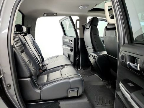 Used 2019 Toyota Tundra Platinum AWD/4WD image 17