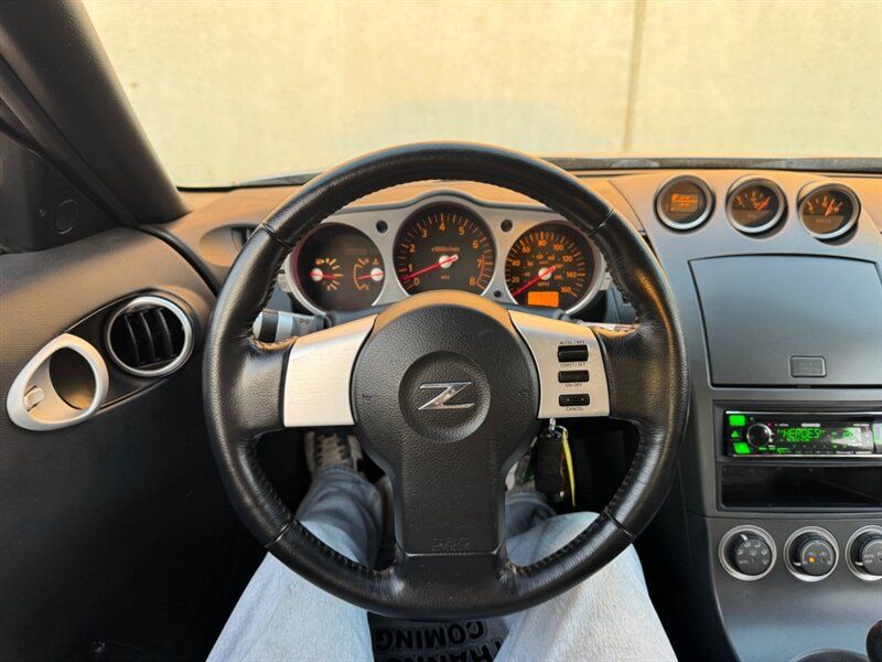 Used 2003 Nissan 350Z Touring RWD image 22