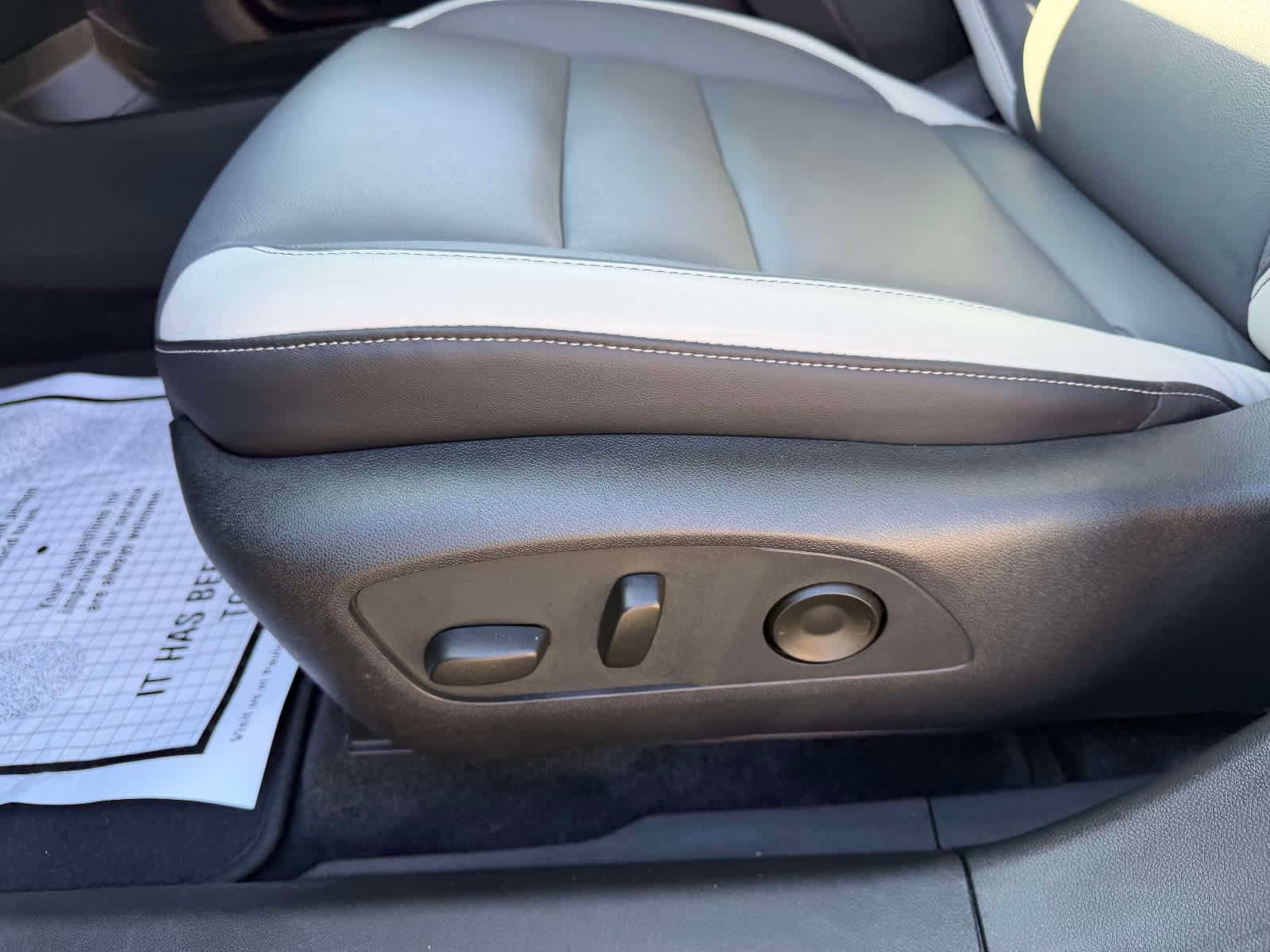 Used 2024 Honda Prologue Touring image 17