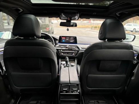 Used 2019 BMW 530i xDrive w/ M Sport Package image 57