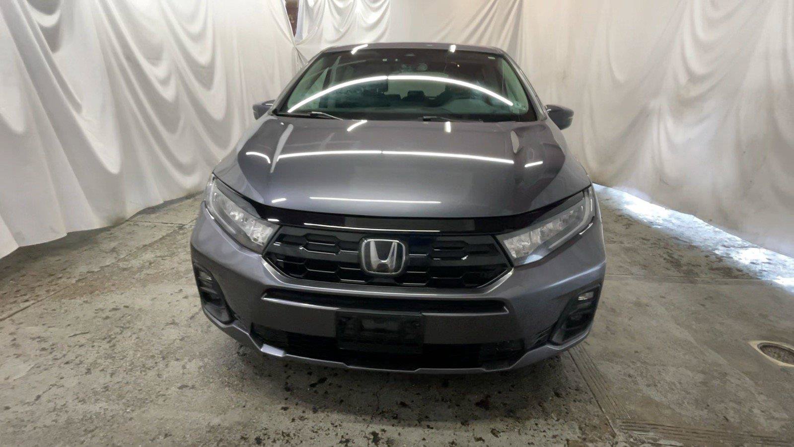 Certified 2025 Honda Odyssey Touring image 15
