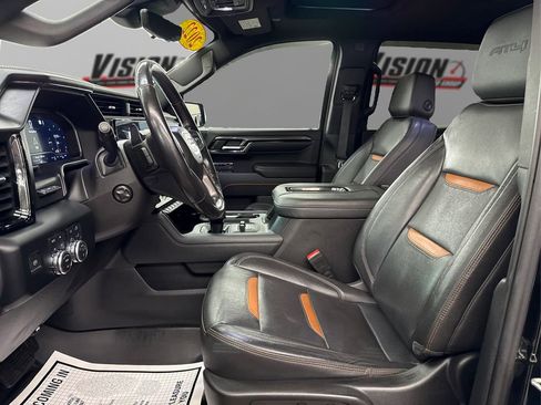 Used 2022 GMC Sierra 1500 AT4 w/ AT4 Premium Package image 9
