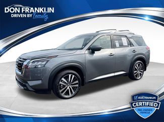Used 2025 Nissan Pathfinder Platinum w/ Cargo Package FWD 360° Tour