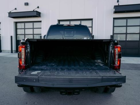 Used 2024 Ford F450 King Ranch w/ FX4 Off-Road Package AWD/4WD image 11
