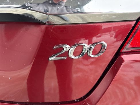 Used 2012 Chrysler 200 Limited image 13