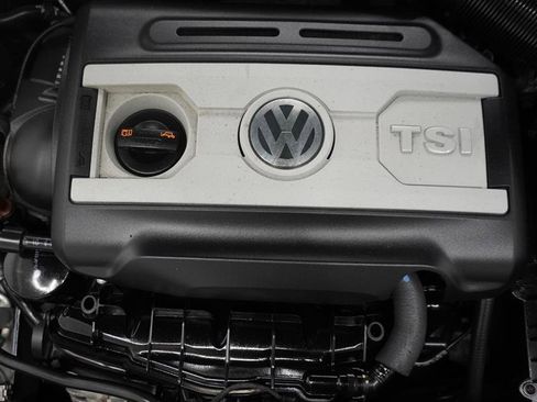Used 2012 Volkswagen Jetta GLI FWD image 31