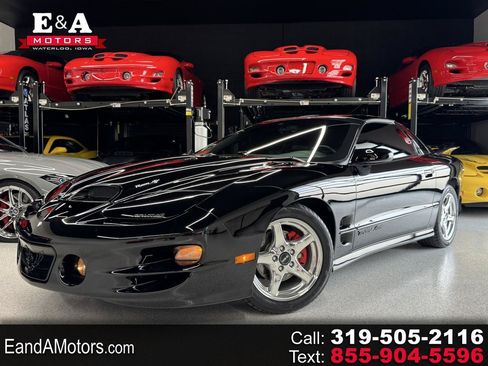 Used 2001 Pontiac Firebird Trans Am w/ SLP Firehawk Pkg RWD image 1