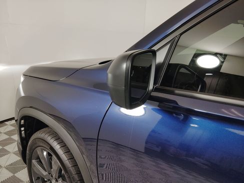 New 2025 Honda Pilot Sport image 20