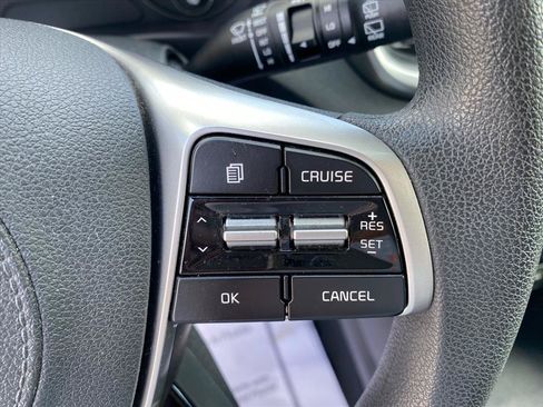 Used 2020 Kia Sorento LX AWD/4WD image 16