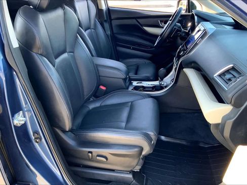Used 2022 Subaru Ascent Limited image 8