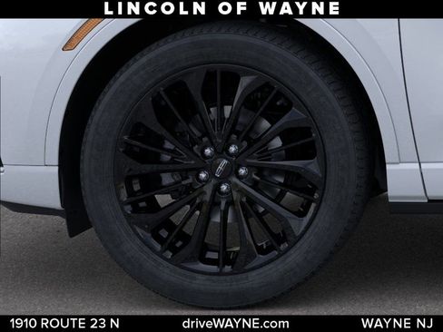New 2026 Lincoln Corsair Reserve w/ Jet Appearance Package AWD/4WD image 20