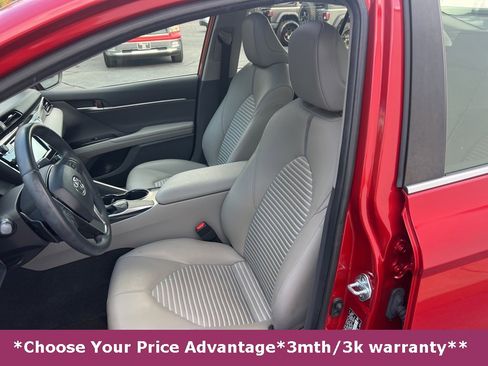 Used 2019 Toyota Camry SE image 32