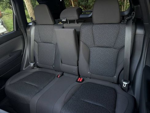Used 2026 Subaru Forester Premium AWD/4WD image 23