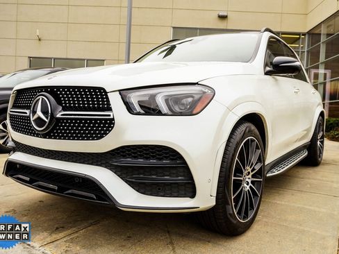 Used 2022 Mercedes-Benz GLE 580 4MATIC w/ Night Package image 8