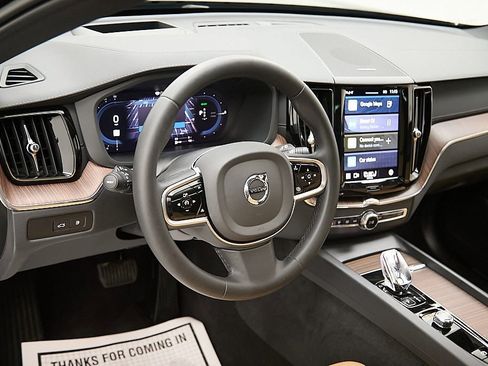 Certified 2023 Volvo XC60 T8 Ultimate w/ Climate Package image 13