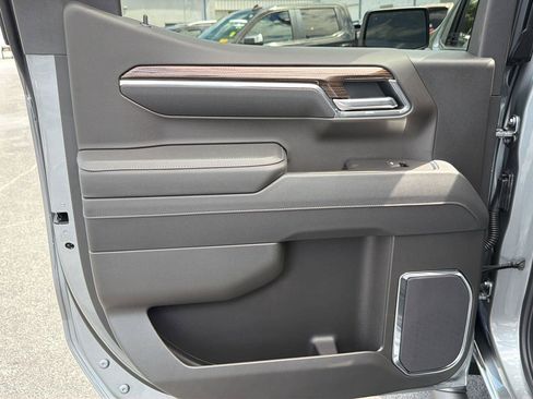 New 2026 Chevrolet Silverado 1500 LT Trail Boss w/ LT Trail Boss Premium Package AWD/4WD image 17