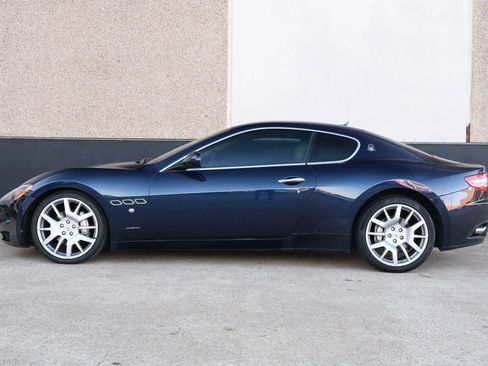 Used 2010 Maserati GranTurismo Coupe 2D image 6