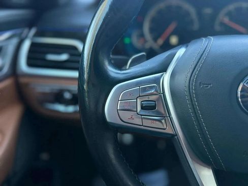 Used 2018 BMW 750i xDrive 750i xDrive Sedan 4D image 30