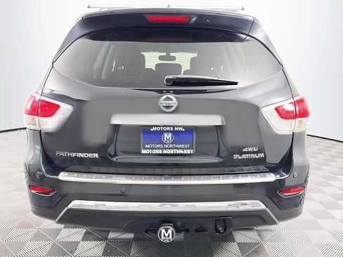 Used 2015 Nissan Pathfinder Platinum w/ Family Entertainment Package AWD/4WD image 21