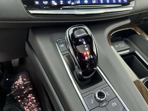 Certified 2024 Cadillac Escalade Sport Platinum AWD/4WD image 16