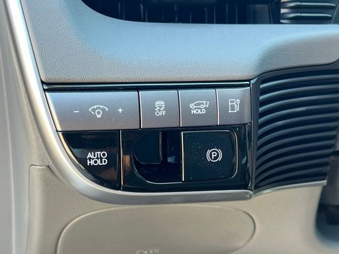 New 2026 Hyundai Ioniq 5 SEL image 25