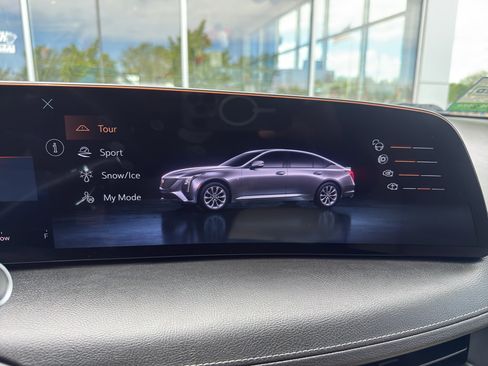 Used 2025 Cadillac CT5 Premium Luxury RWD image 29