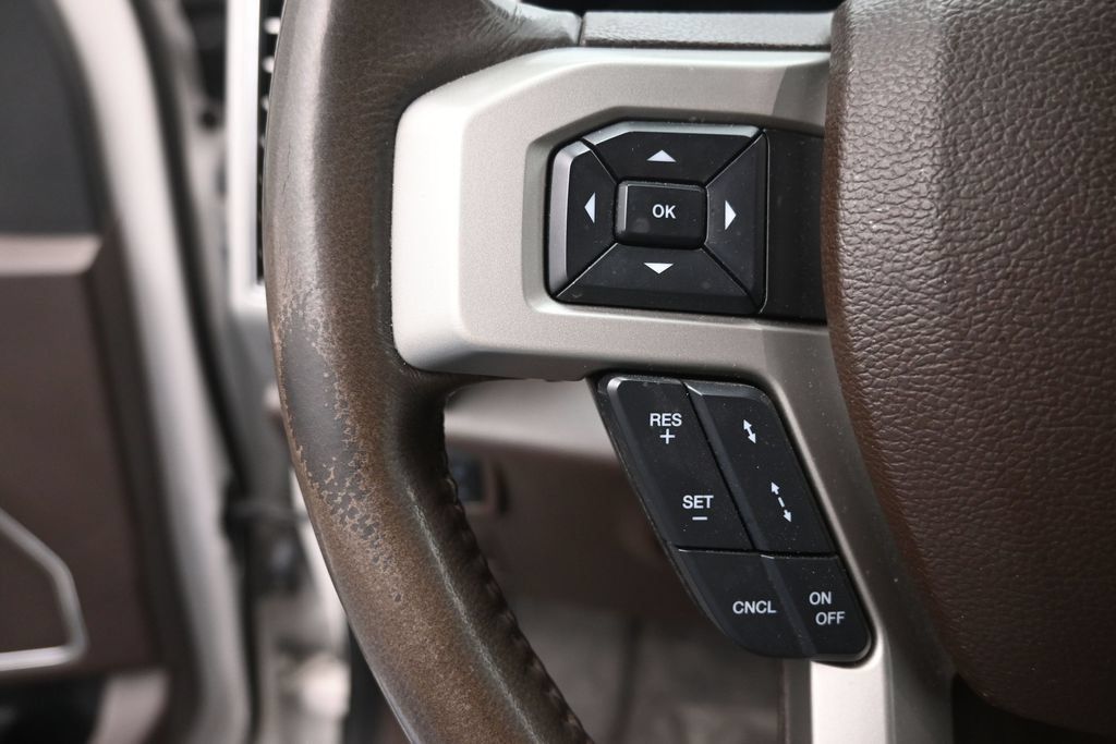 Used 2019 Ford F150 King Ranch w/ Equipment Group 601A Luxury AWD/4WD image 7