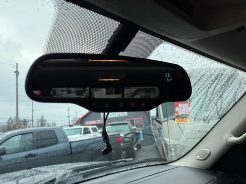 Used 2008 GMC Sierra 1500 SLT w/ Z71 Off-Road Package image 32