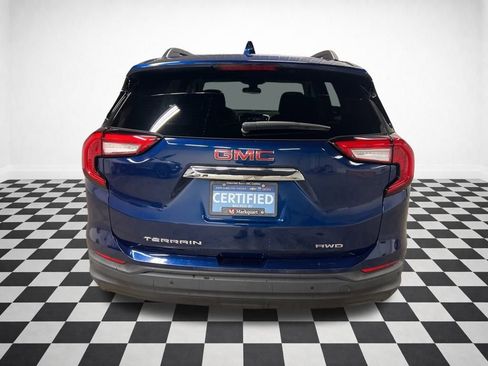 Certified 2022 GMC Terrain SLE w/ Driver Convenience Package image 6