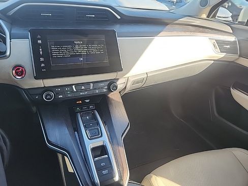 Used 2018 Honda Clarity Touring image 13
