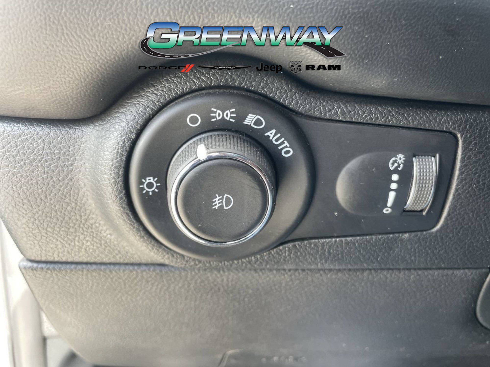 Used 2021 Dodge Durango SRT w/ Black Package AWD/4WD image 29
