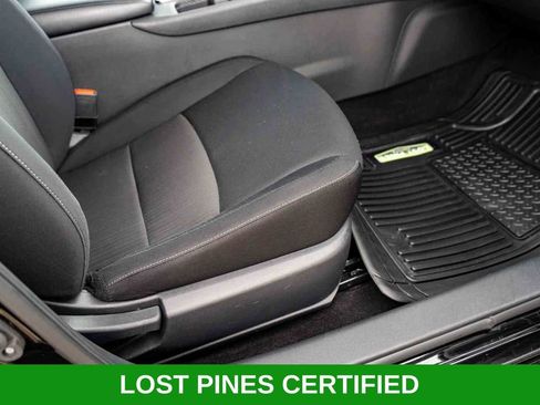 Used 2024 Nissan Sentra SV FWD image 29